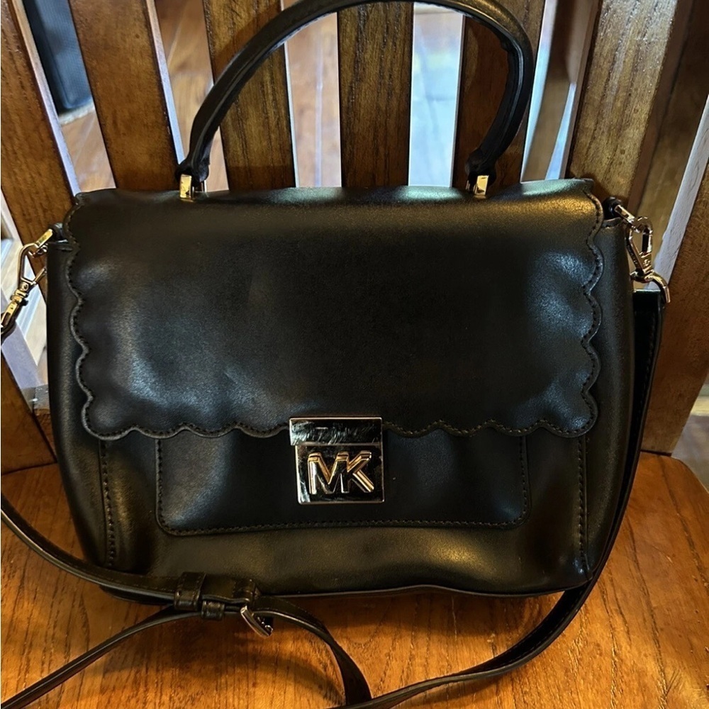 Michael Kors Mindy Medium Convertible Satchel Crossbody Bag